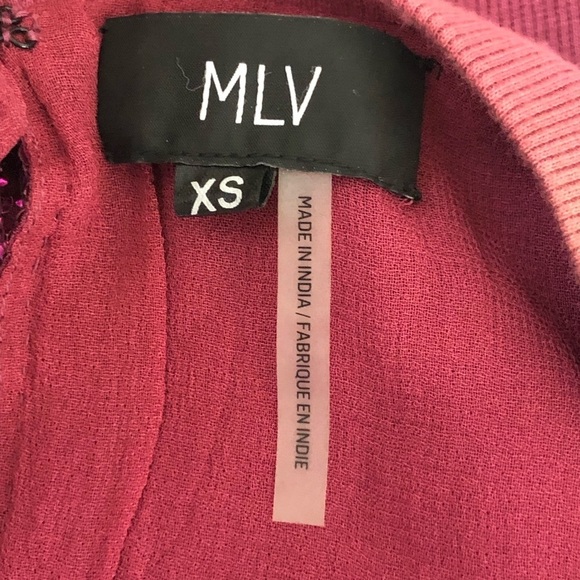 Mlv fuscia sequin Keyhole back blouse - Picture 4 of 11